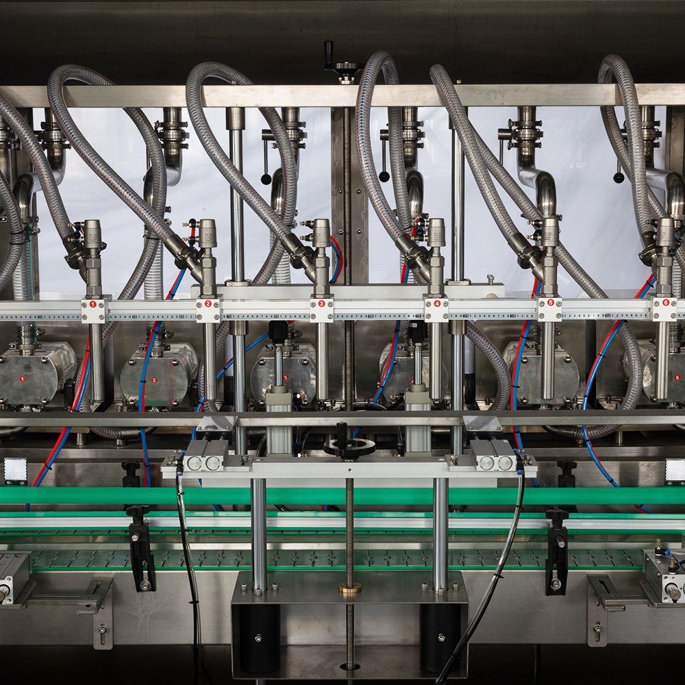 Automatic Lube Oil Filling Machine Lubricating Oil Filling Machine Brake Oil Filling Machine